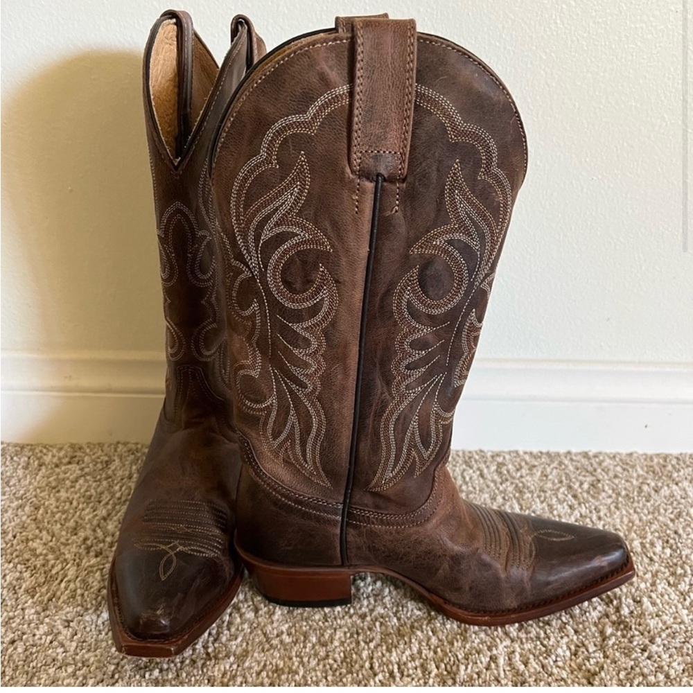 Women’s Ariat “Shyanne’ cowboy boots